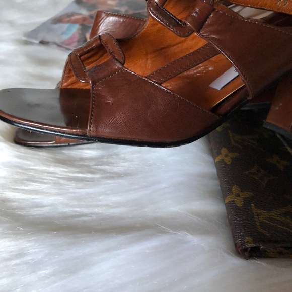 Scalzi Genuine Leather Chunky Heels - Picture 7 of 9